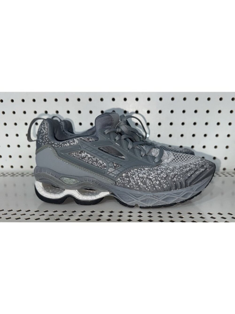 Mizuno Wave Creation Waveknit 2 Mens Athletic Running Shoes Size 7.5 Gray White
